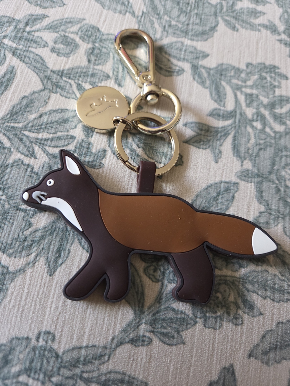 🦊Maison Kitsune Brown Fox Silicone Keychain Charm